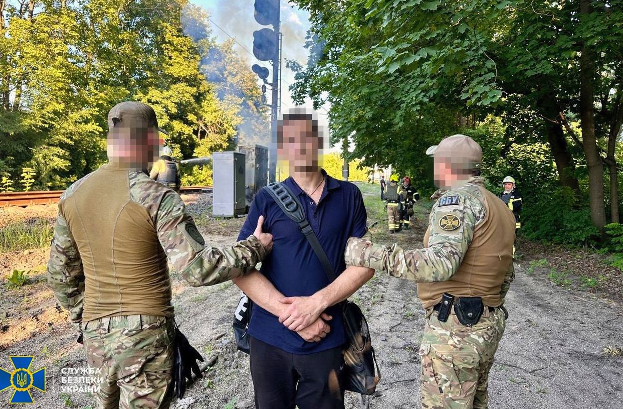 Російський шпигун отримав 17 років ув’язнення за підпал об’єктів критичної інфраструктури в Харкові