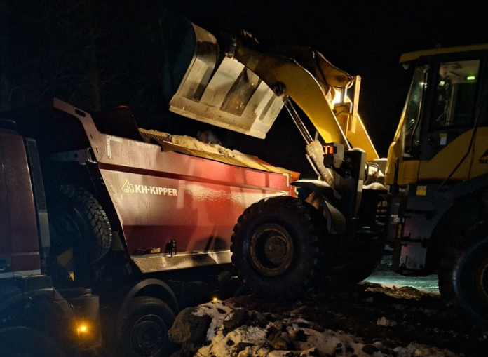 Харківщини: дорожній дивізіон бореться з ожеледицею