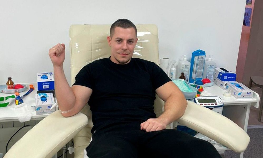 Харківські правоохоронці підтримують громадян кроводанням