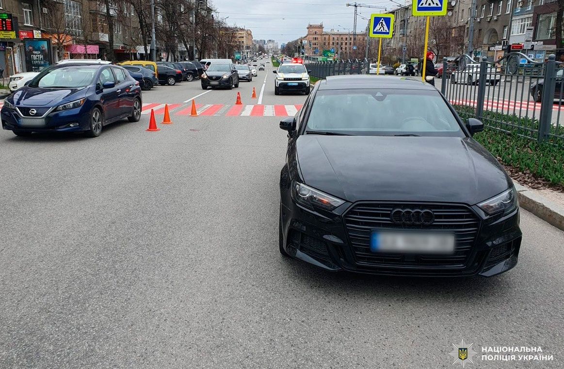 Аварія на проспекті Науки в Харкові: водійка збила пішохода