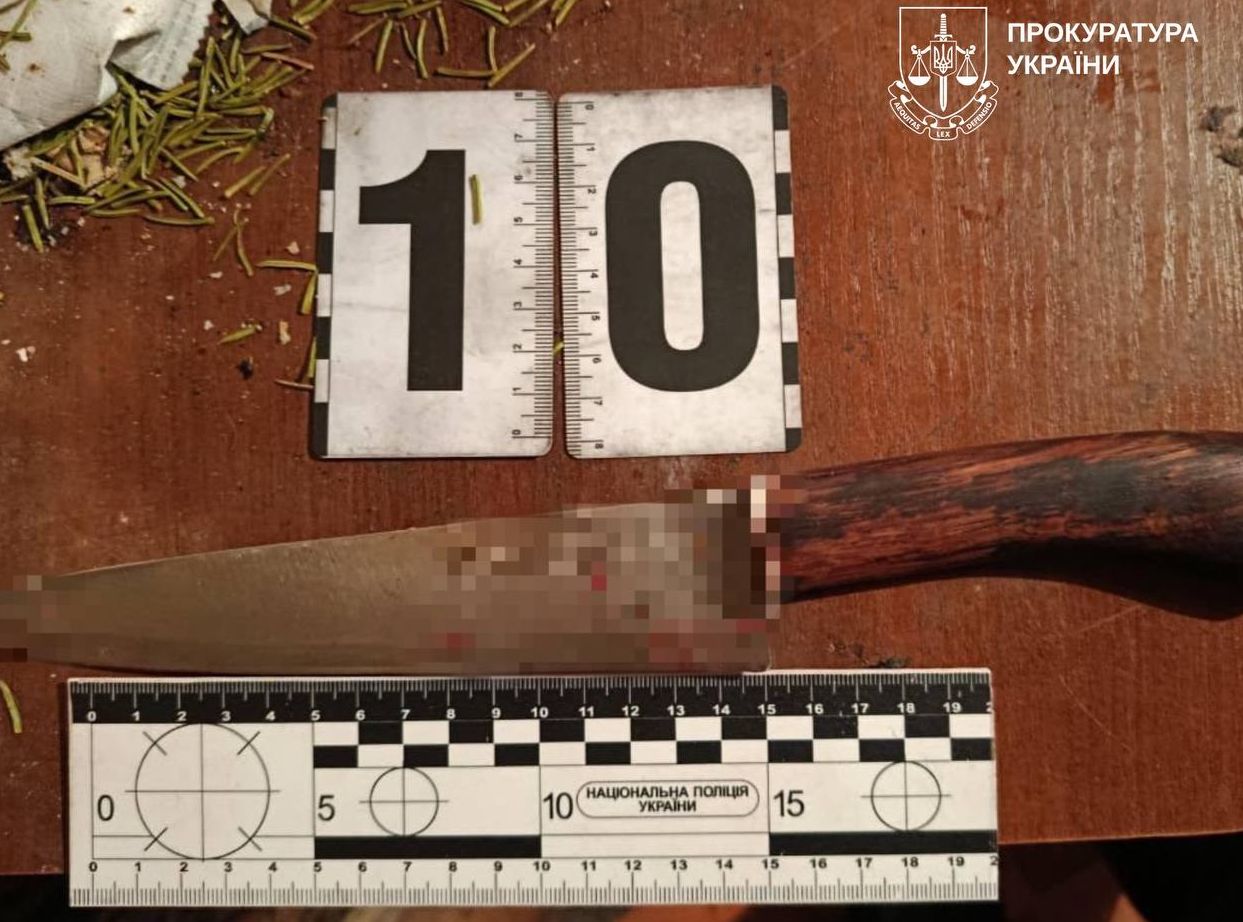 Непередбачуване насильство в Харкові: жінка напала на двох незнайомців