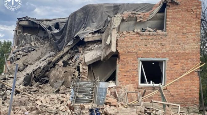 Наслідки російських обстрілів Харківщини: є загиблий та поранені
